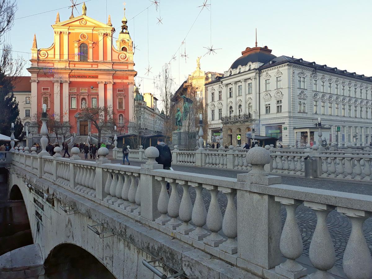 Urban Homy Ljubljana Panzió Kültér fotó