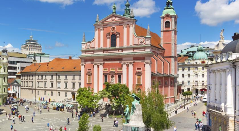 Urban Homy Ljubljana Panzió Kültér fotó
